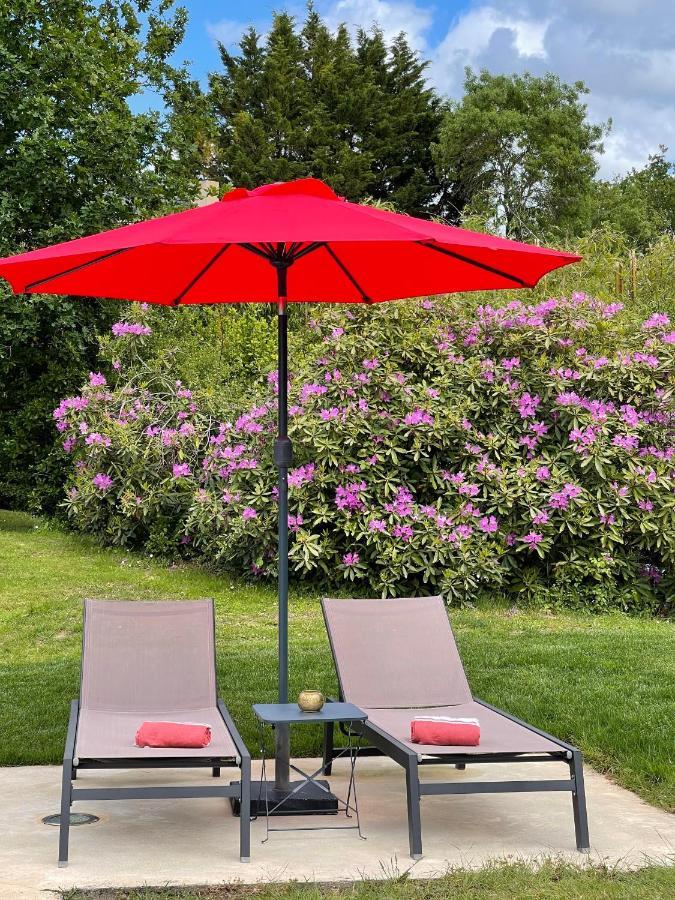 Sucé Les Arbres Rouges B&B 외부 사진
